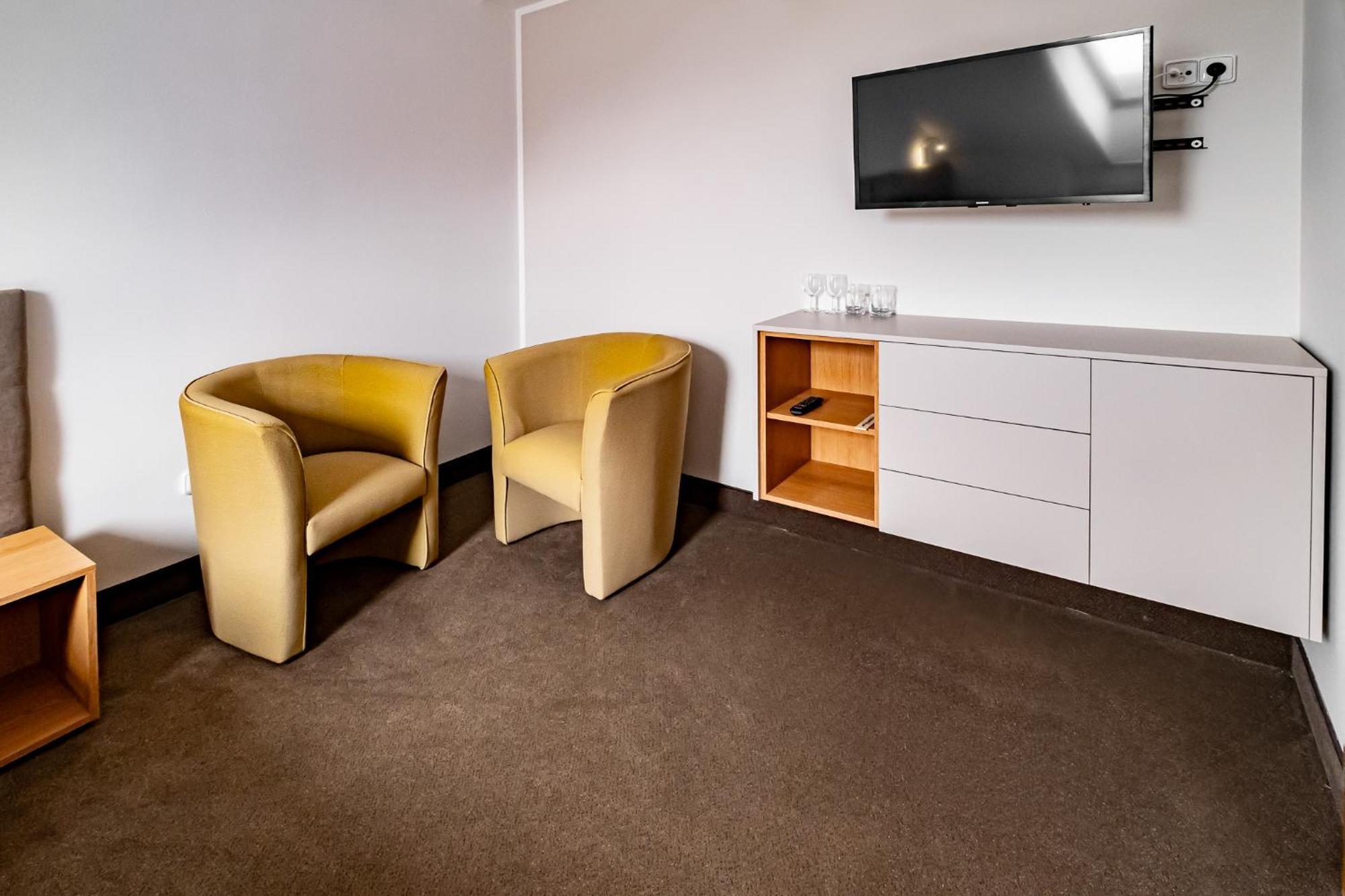 Relax Hotel Stork Lednice Exterior foto