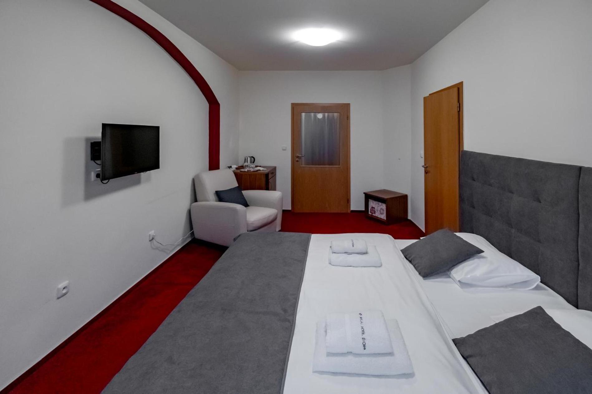 Relax Hotel Stork Lednice Exterior foto