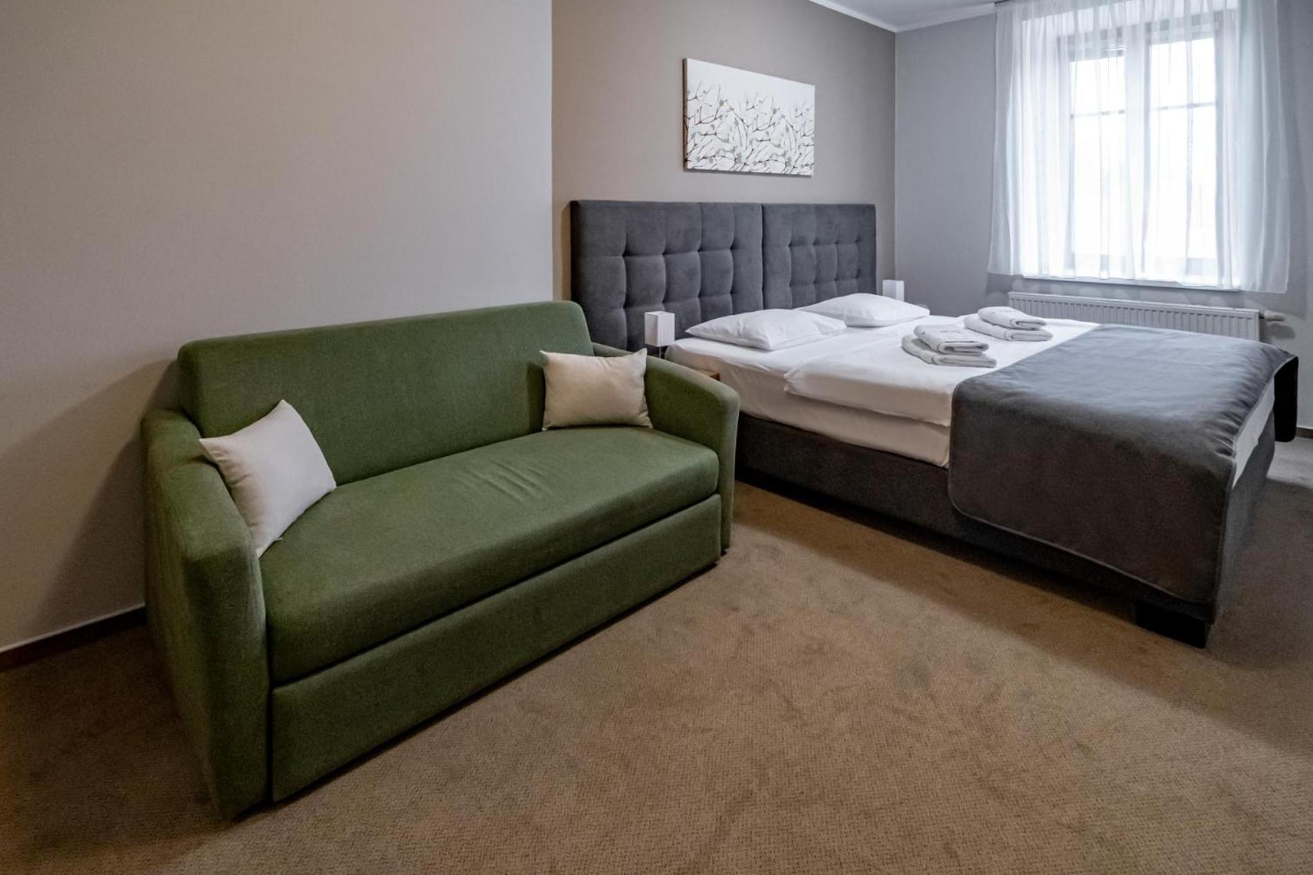 Relax Hotel Stork Lednice Exterior foto
