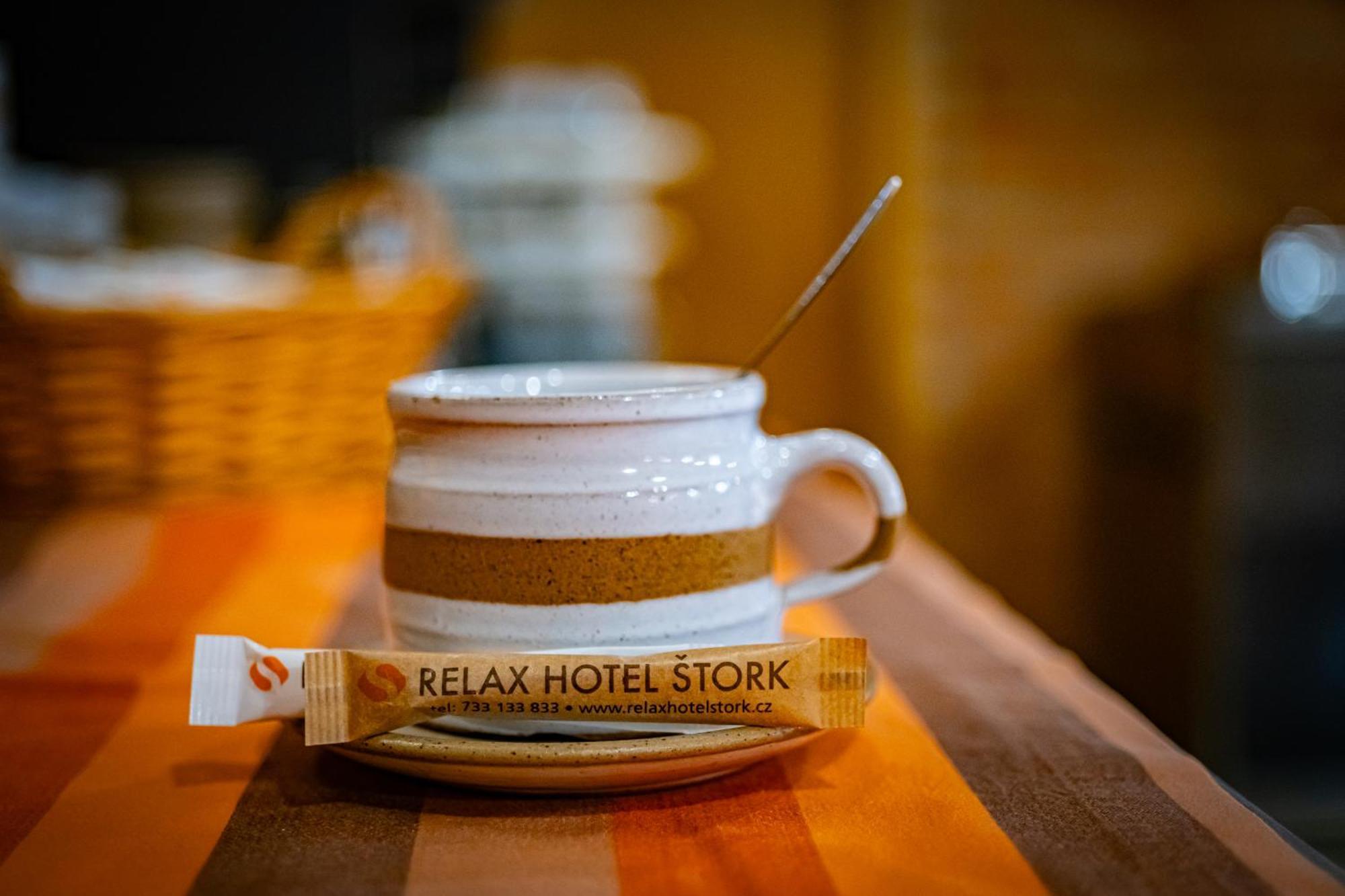 Relax Hotel Stork Lednice Exterior foto